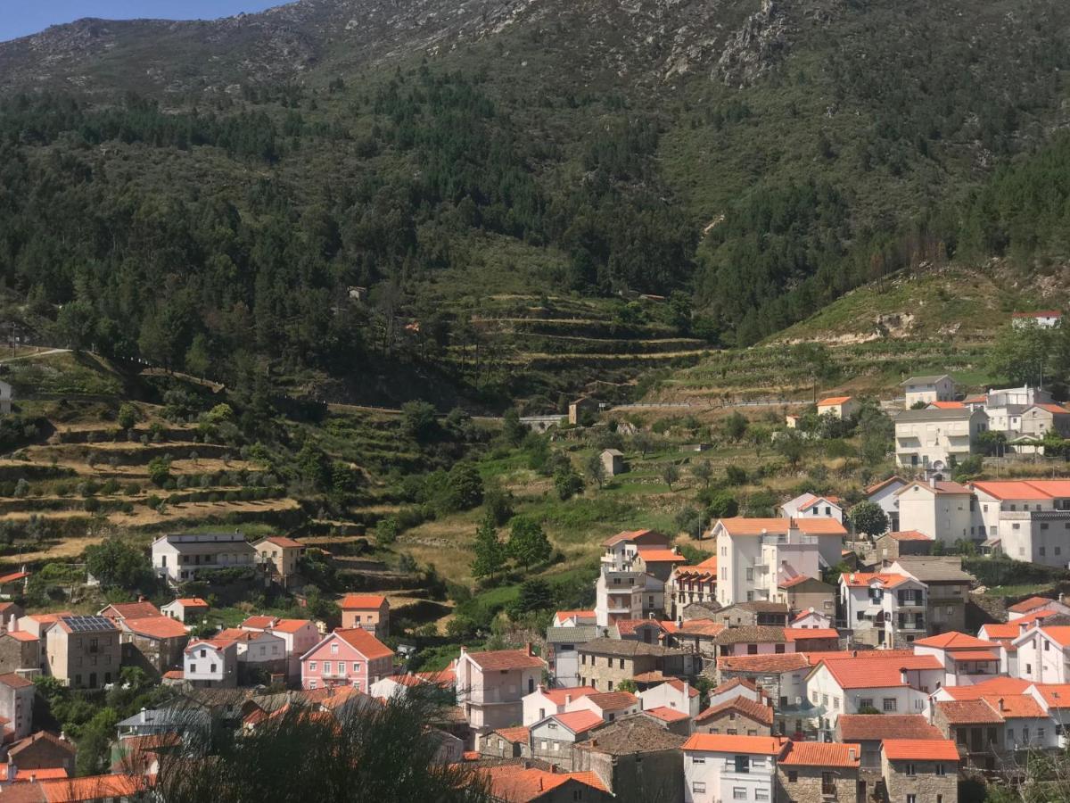 Casa Encantada - Alvoco Da Serra Villa Bagian luar foto