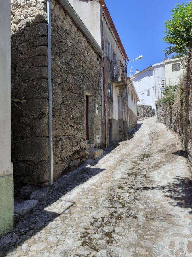 Casa Encantada - Alvoco Da Serra Villa Bagian luar foto